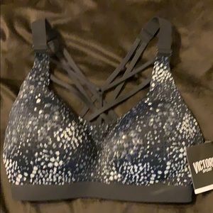 Victoria’s Secret Lightweight Sport Bra